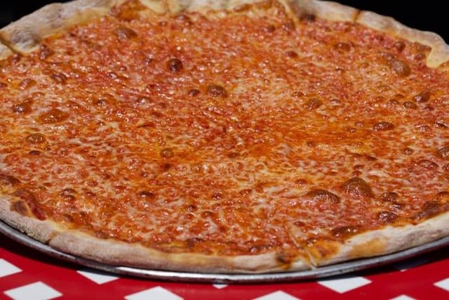 Mulberry Street New York Pizza.
