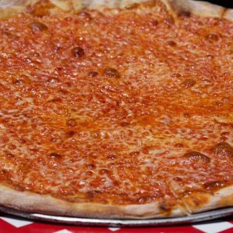 Savor Our Lunch Offerings